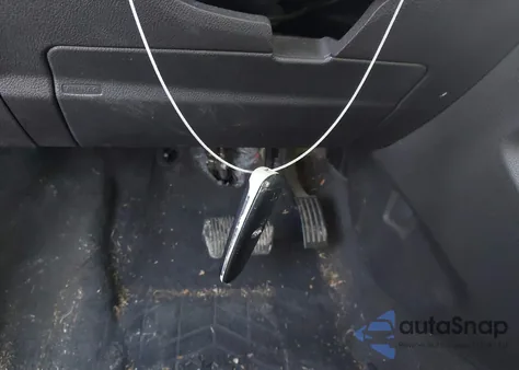 2014 Ford Focus Titanium z USA, uszkodzony, nr VIN 1FADP3N27EL297885